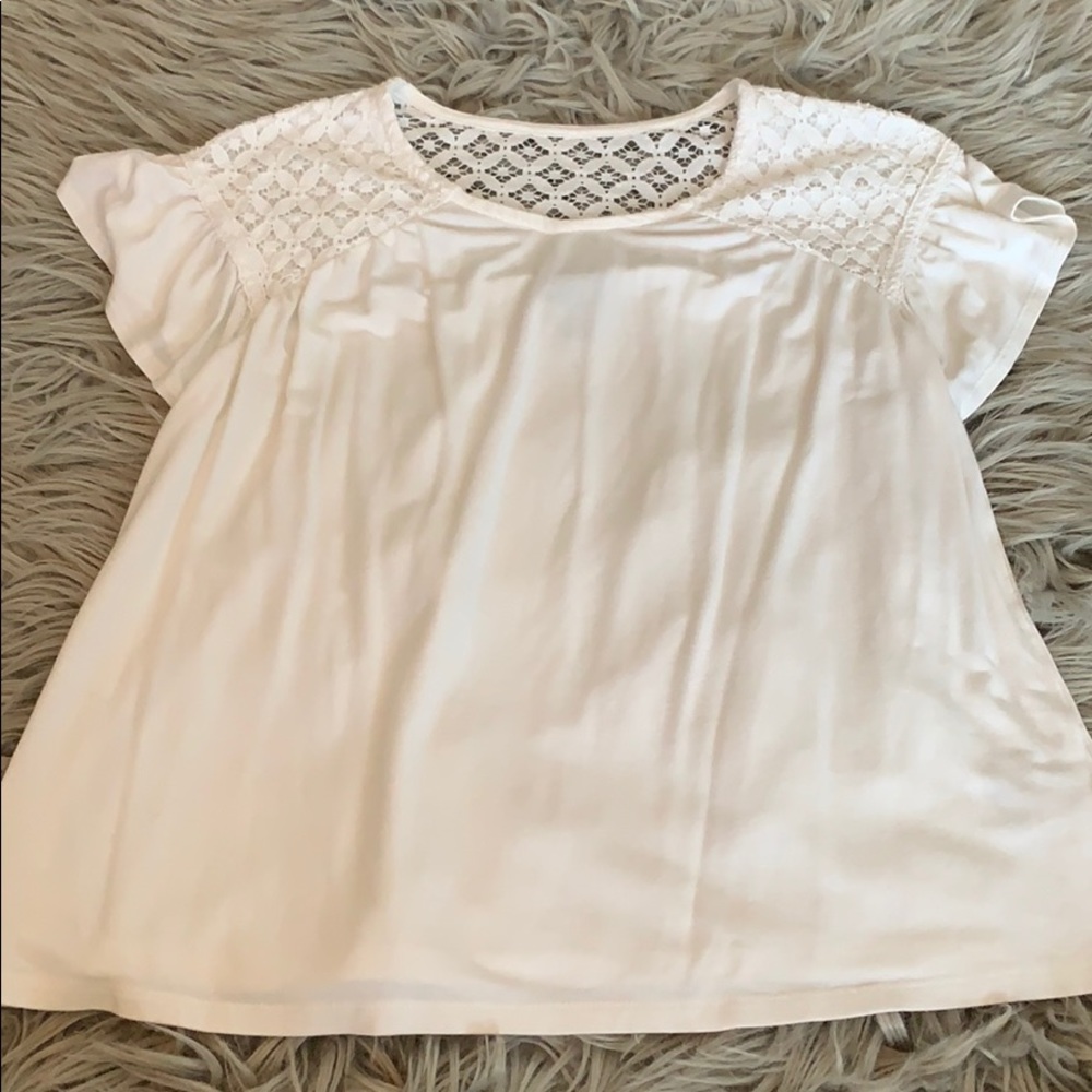 Girl’s Flowy Top